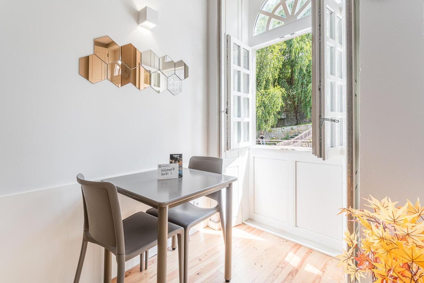 Guestready - San Sebastian Studios Порту Экстерьер фото